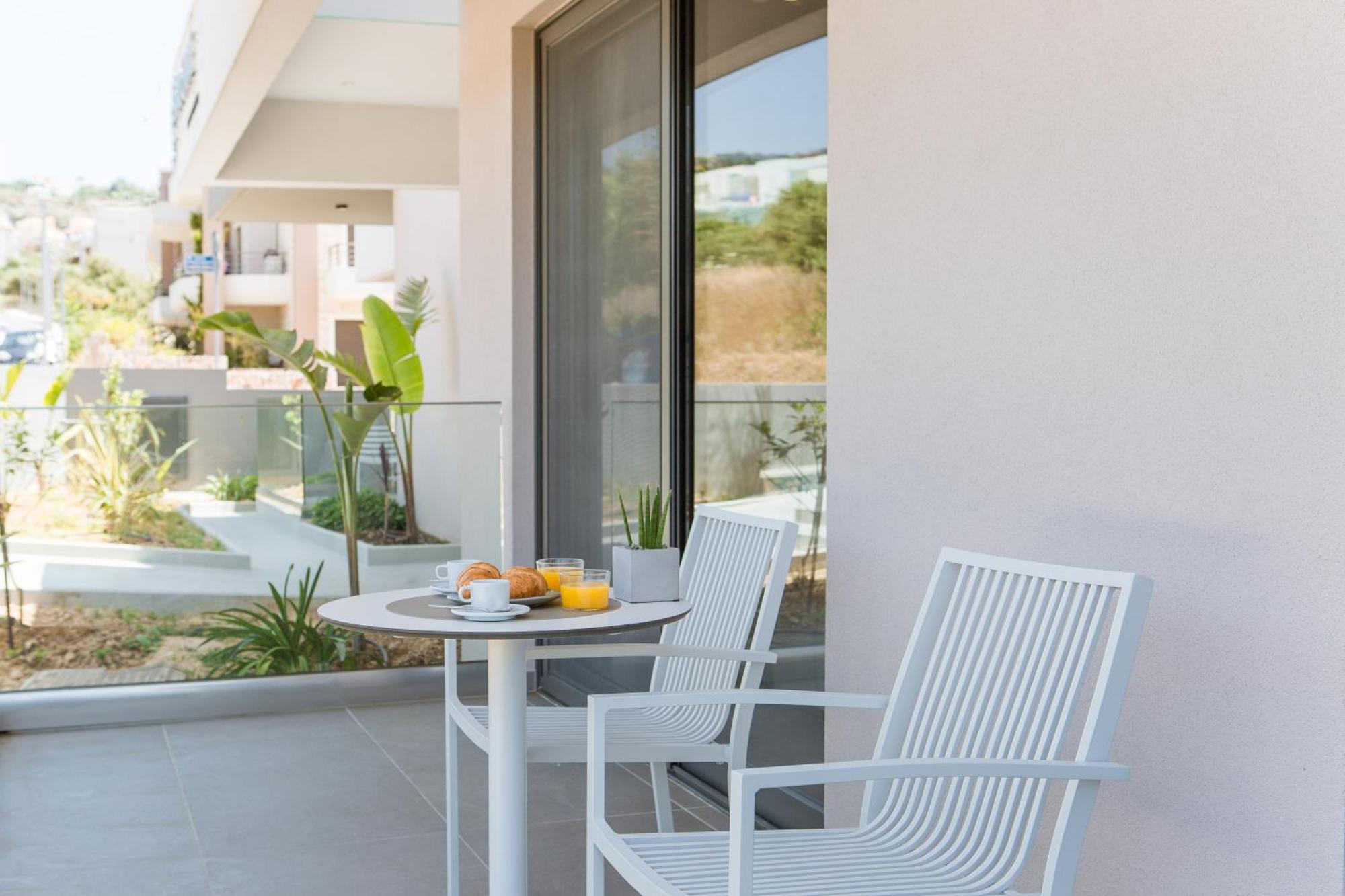 Noemie Luxury Suites Ханя Стая снимка